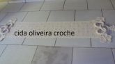 caminho de mesa medindo 1.50